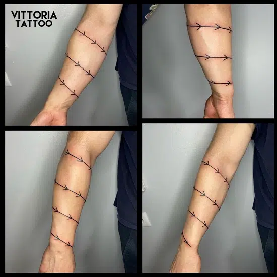 Tatouage branche minimaliste fine line autour de l’avant-bras – Vittoria Tattoo dept 23 creuse